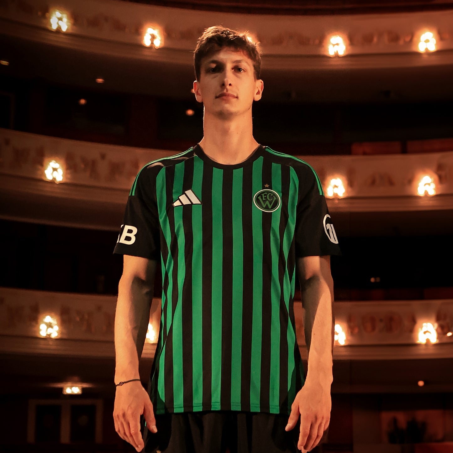 Heim-Trikot 2025/26 ohne Sponsorenlogos